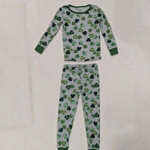 Essentials Green Clover Long Sleeve Kids Pajama Set